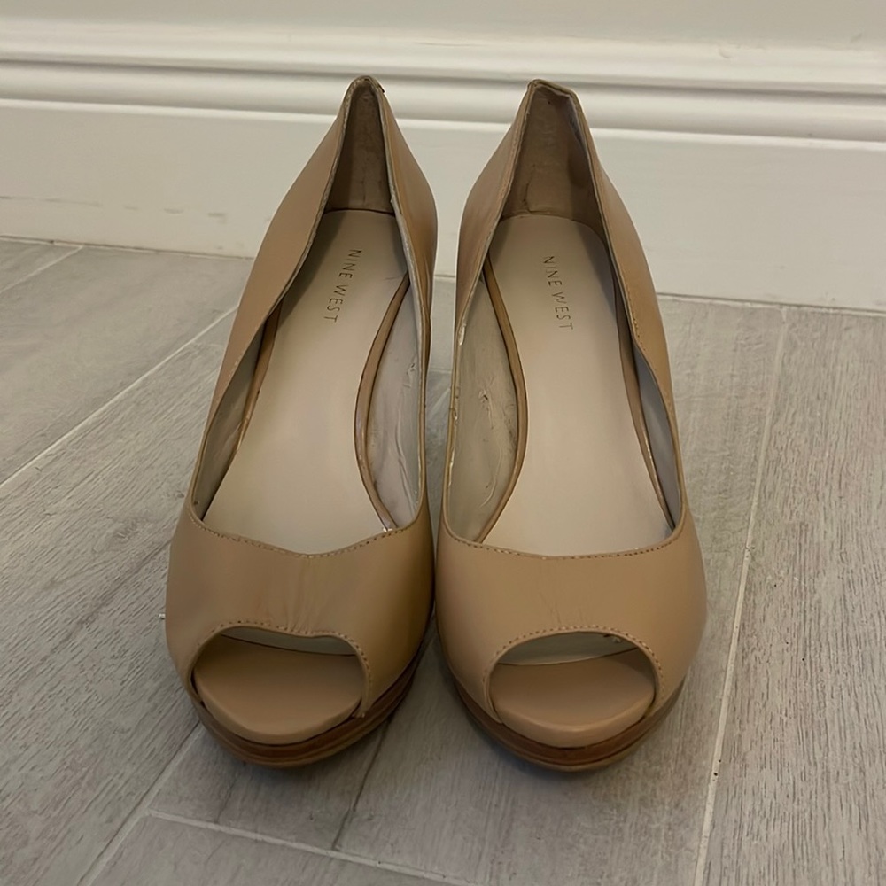 Nine West heels with cute wood platform sole